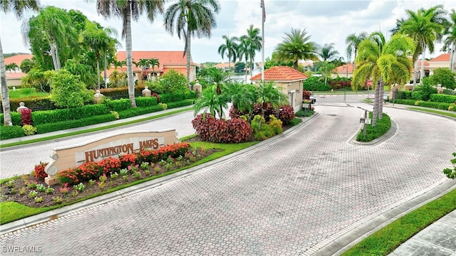6770 Huntington Lakes Cir Unit 203, Naples, FL 34119 - view of home's community featuring a residential view