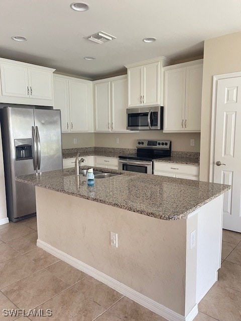 3757 Crofton Ct, Fort Myers, FL 33916 - photo 2