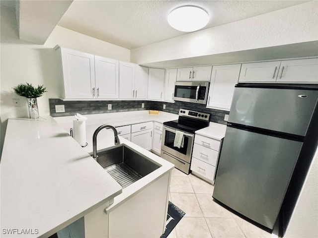 4135 Residence Dr Unit 609, Fort Myers, FL 33901 - photo 2