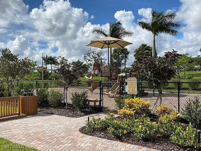14286 Charthouse Cir, Naples, FL 34114 - photo 9