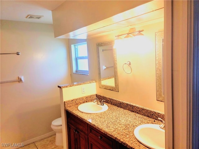 4619 SW 20th Pl, Cape Coral, FL 33914 - full bath with double vanity and tile patterned floors