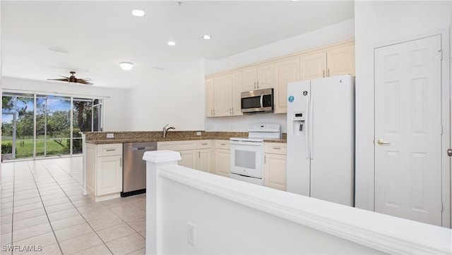 880 Hampton Cir, Naples, FL 34105 - photo 3