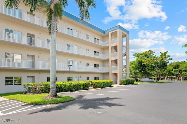 14801 Park Lake Dr Unit Ph10, Fort Myers, FL 33919 - photo 2