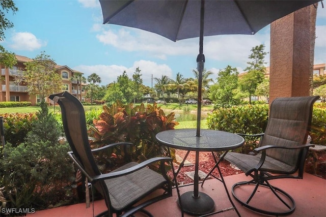 15585 Ocean Walk Cir Unit 109, Fort Myers, FL 33908 - photo 14