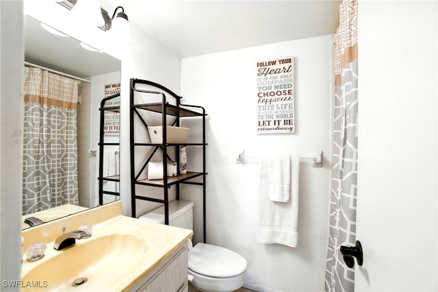 2079 Barkeley Ln Unit 6, Fort Myers, FL 33907 - bathroom with vanity and a shower with curtain