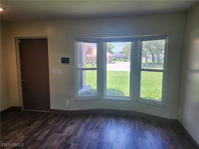 1425 SE 25th Ln, Cape Coral, FL 33904 - photo 2