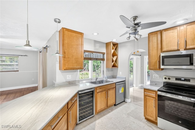 541 Landmark Dr, Naples, FL 34112 - photo 2