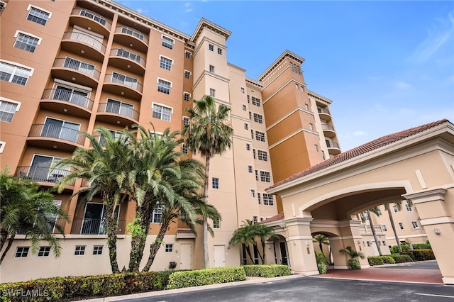 580 El Camino Real Unit 3606, Naples, FL 34119 - view of apartment building / complex