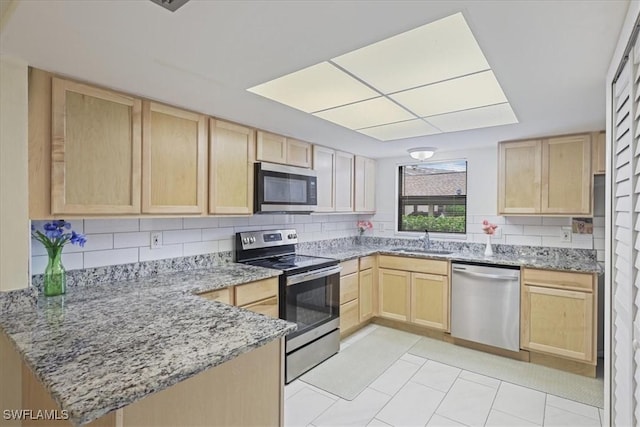 15430 Moonraker Ct Unit 502, North Fort Myers, FL 33917 - photo 6