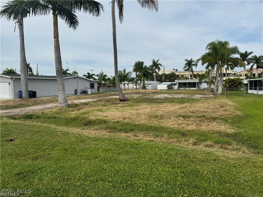9934 Almetta Ave, Fort Myers, FL 33919 - photo 3