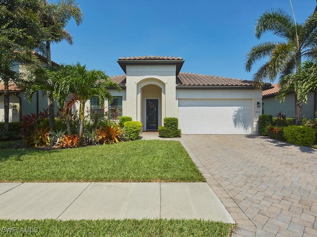 4613 Abaca Cir, Naples, FL 34119 - photo 2