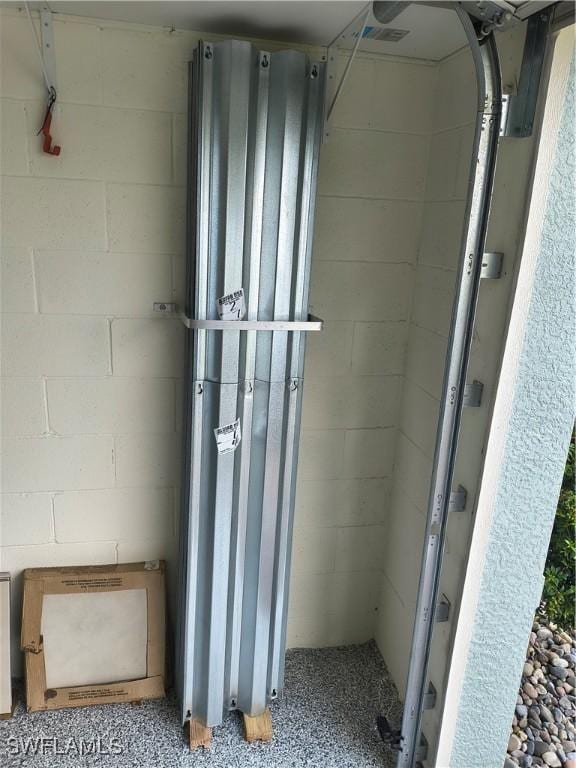 8868 E Cascade Price Cir, North Fort Myers, FL 33917 - detailed view of concrete block siding