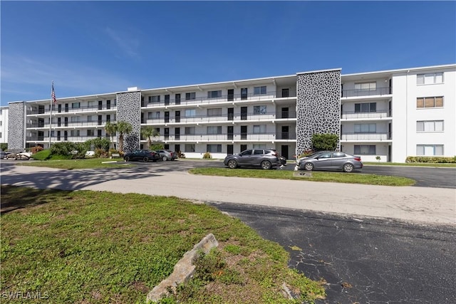 4906 Victoria Dr Unit 313, Cape Coral, FL 33904 - photo 1