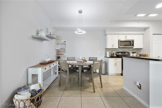 4710 Saint Croix Ln Unit 215, Naples, FL 34109 - photo 5