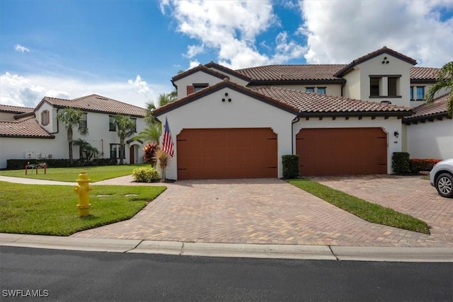 15177 Butler Lake Dr Unit 101, Naples, FL 34109 - photo 2