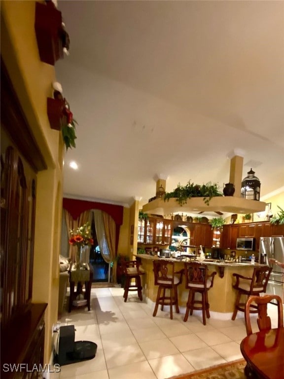 291 Everglades Blvd N, Naples, FL 34120 - community lobby featuring crown molding