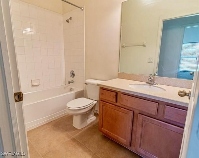 8125 Silver Birch Way, Lehigh Acres, FL 33971 - photo 12