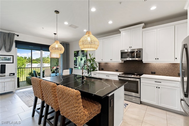 2567 Seychelles Dr Unit 207, Naples, FL 34112 - photo 2