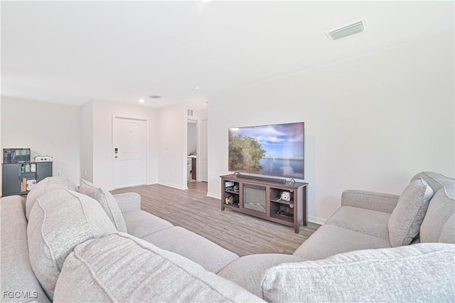 866 Youngreen Dr, Fort Myers, FL 33913 - photo 21