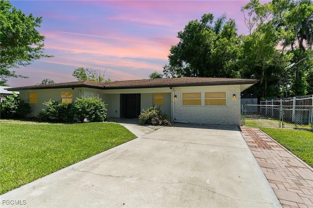 319 Arlington Ave, Fort Myers, FL 33905 - photo 1