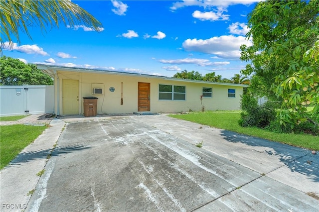 127 Schneider Dr, Fort Myers, FL 33905 - photo 1
