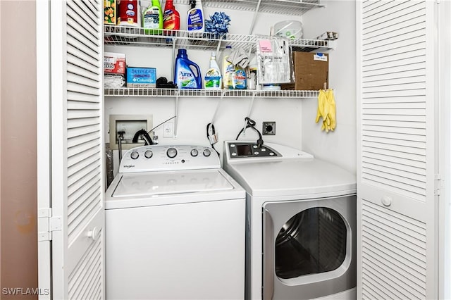 816 E Elkcam Cir Unit 305, Marco Island, FL 34145 - washroom with washer and clothes dryer