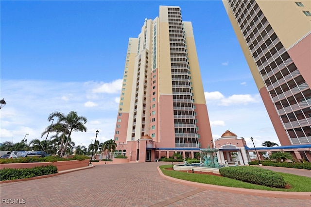 2743 1st St Unit 505, Fort Myers, FL 33916 - photo 2