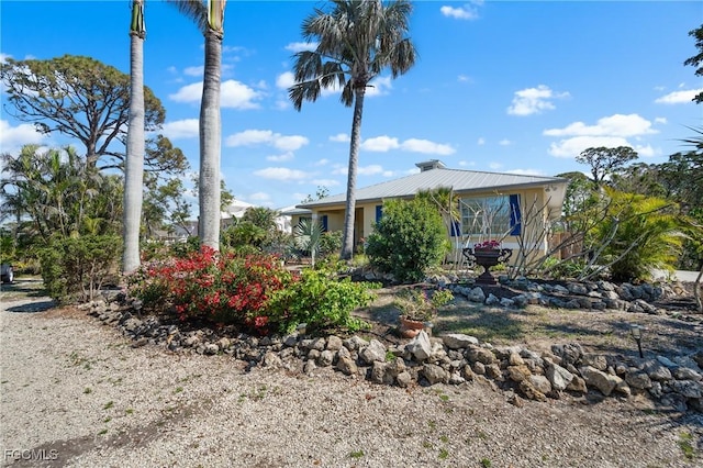 1320 Bayshore Dr, Englewood, FL 34223 - photo 6