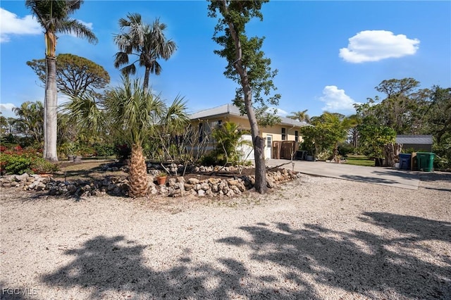 1320 Bayshore Dr, Englewood, FL 34223 - photo 9