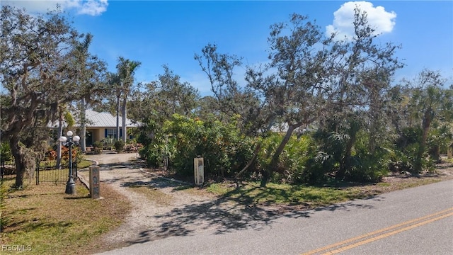1320 Bayshore Dr, Englewood, FL 34223 - photo 30
