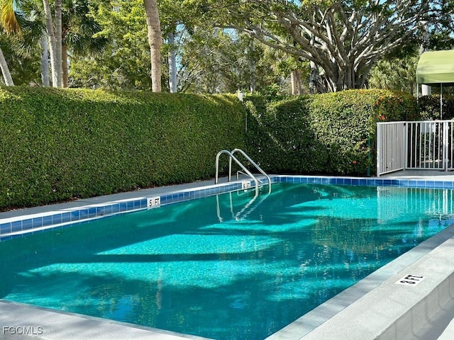 72 7th St S Unit 112, Naples, FL 34102 - photo 17