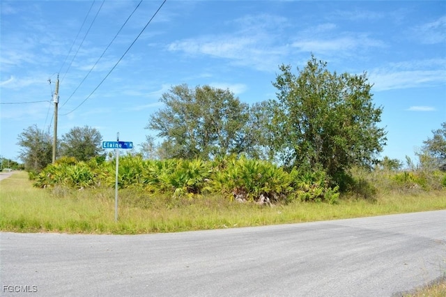 2700 66th St W, Lehigh Acres, FL 33971 - photo 2