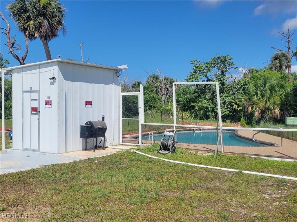 13690 Gannet Dr, Fort Myers, FL 33908 - photo 4