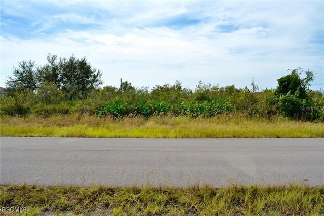 2811 70th St W, Lehigh Acres, FL 33971 - photo 1