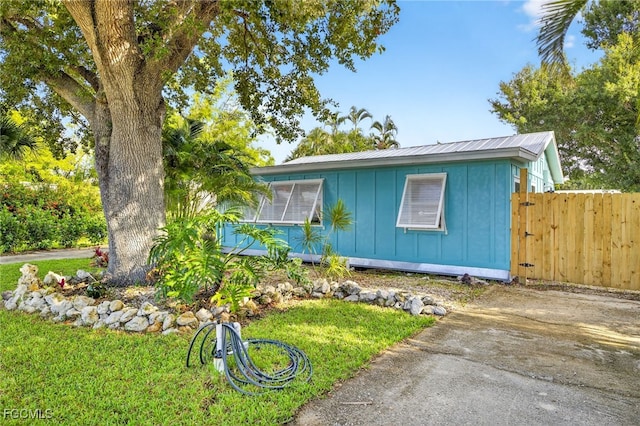 12650 Water Ln, Fort Myers, FL 33908 - photo 3
