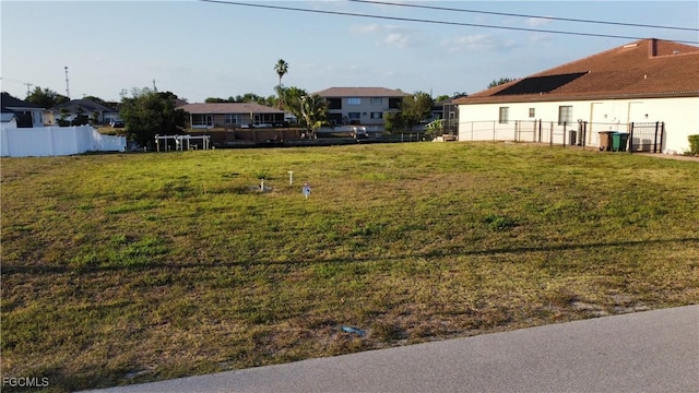 907 SE 15th St, Cape Coral, FL 33990 - photo 5