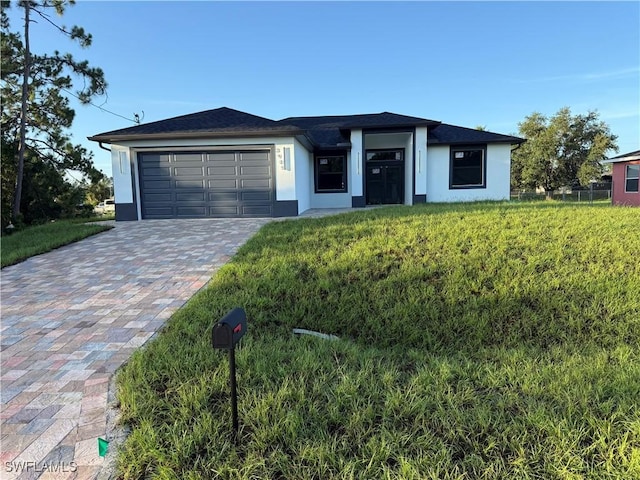 3905 33rd St SW, Lehigh Acres, FL 33976 - photo 1