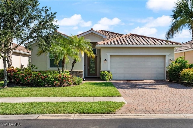 1987 Fairmont Ln, Naples, FL 34120 - photo 1