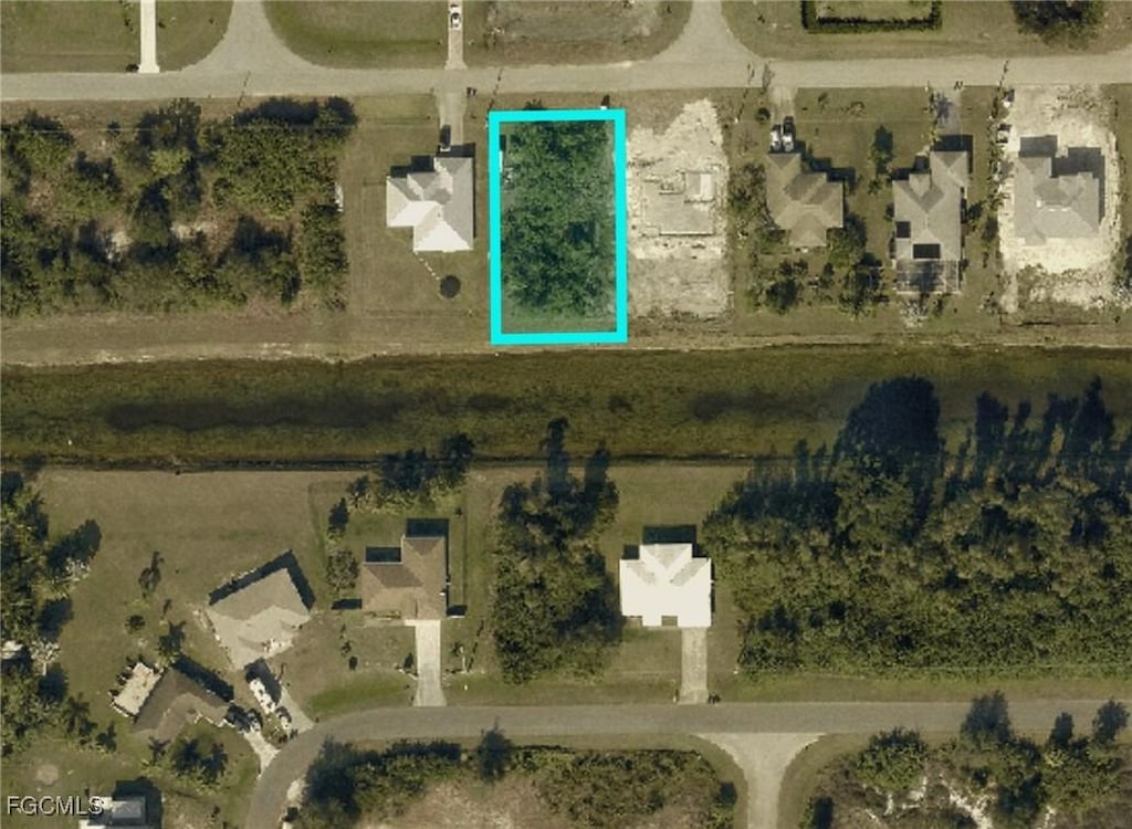 112 Preston St, Lehigh Acres, FL 33974 - photo 2
