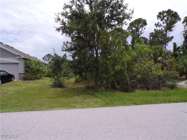 15126 Amsterdam Ave, Port Charlotte, FL 33981 - photo 2