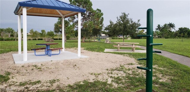 10416 Sarasota Rd, Port Charlotte, FL 33981 - photo 25