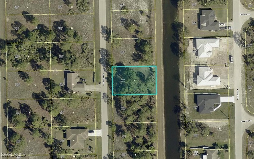 1137 Holmes Ave S, Lehigh Acres, FL 33974 - photo 2