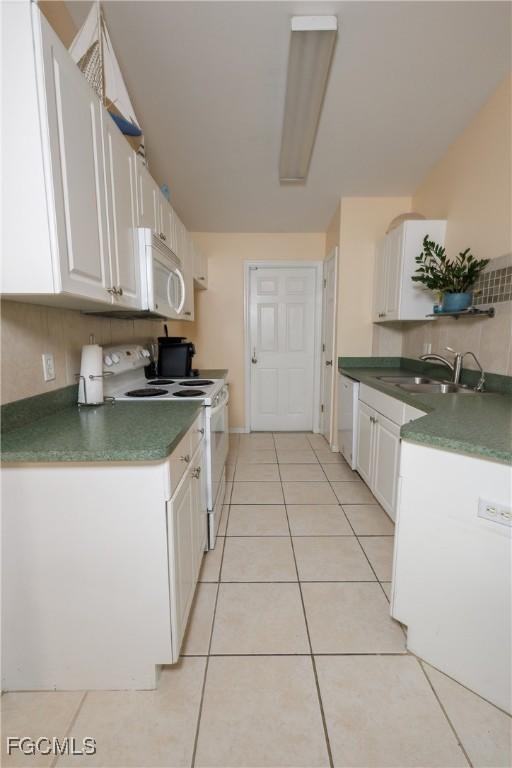 626 NW 8th Ter, Cape Coral, FL 33993 - photo 23