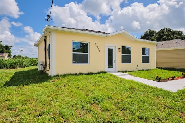 23041 Roundtree Ave E, Alva, FL 33920 - photo 2