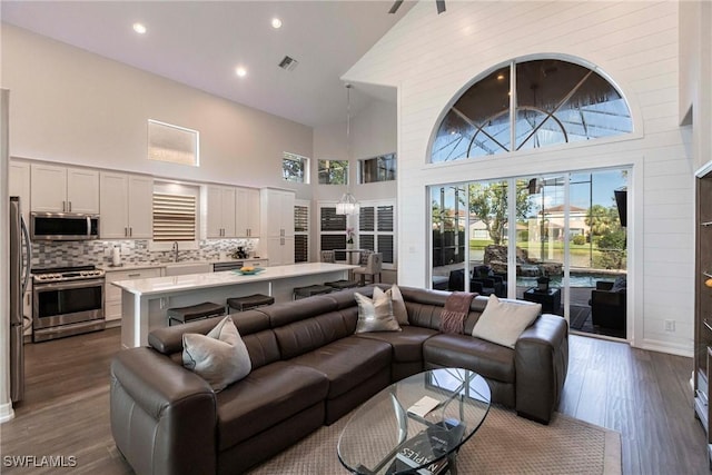 1925 Isla De Palma Cir, Naples, FL 34119 - photo 4