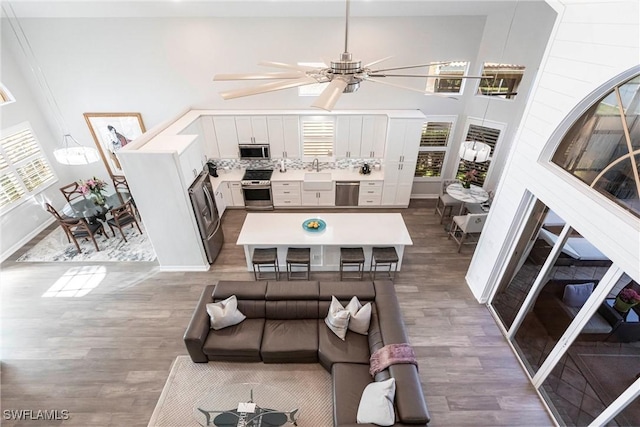 1925 Isla De Palma Cir, Naples, FL 34119 - photo 6