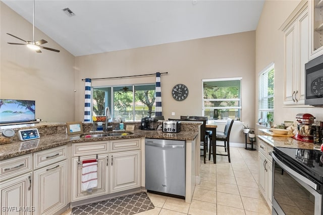 109 Burnt Pine Dr, Naples, FL 34119 - photo 21