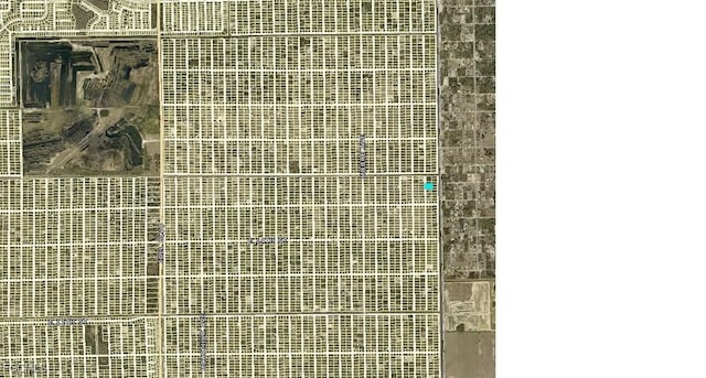 1512 Fitch Ave, Lehigh Acres, FL 33972 - photo 3