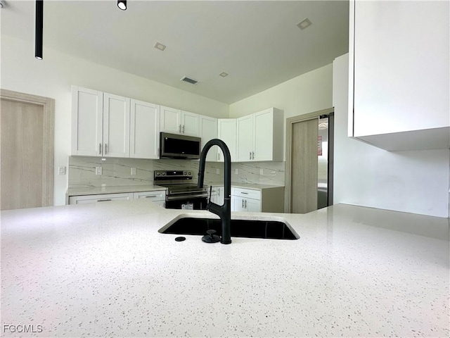418 Wellington Ave, Lehigh Acres, FL 33972 - photo 10