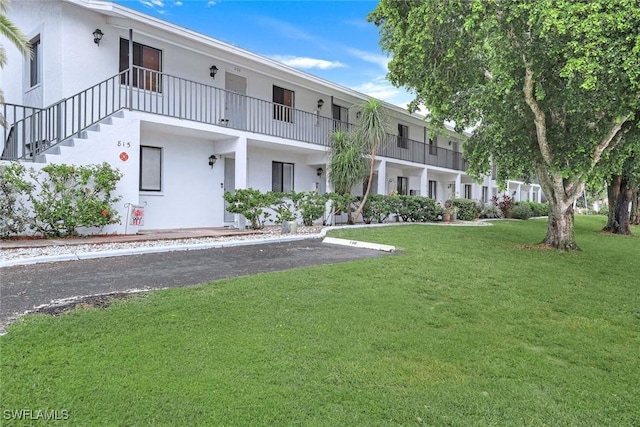 815 Victoria Dr Unit 207, Cape Coral, FL 33904 - photo 1